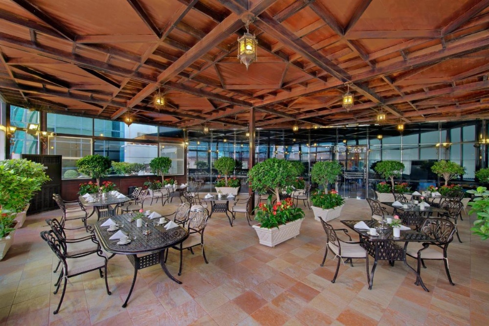 Ezdan Hotel, Residences