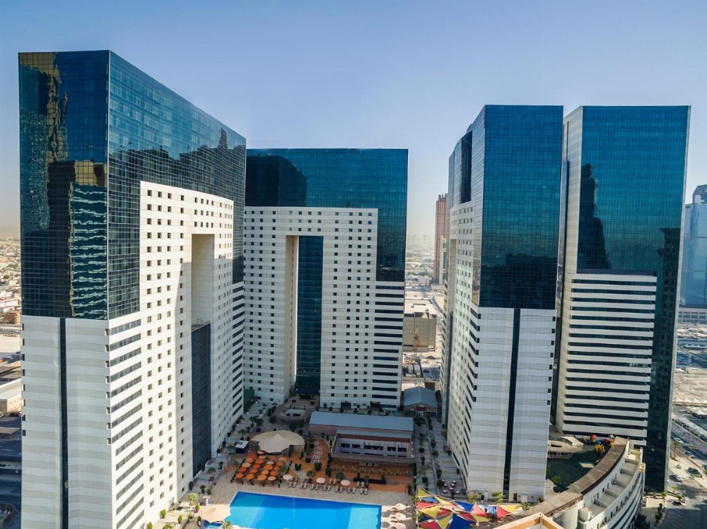 Ezdan Hotel, Residences